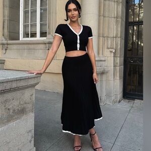 Commense Pleated Knit Skirt Set Midi Old
Money S Black White Trim